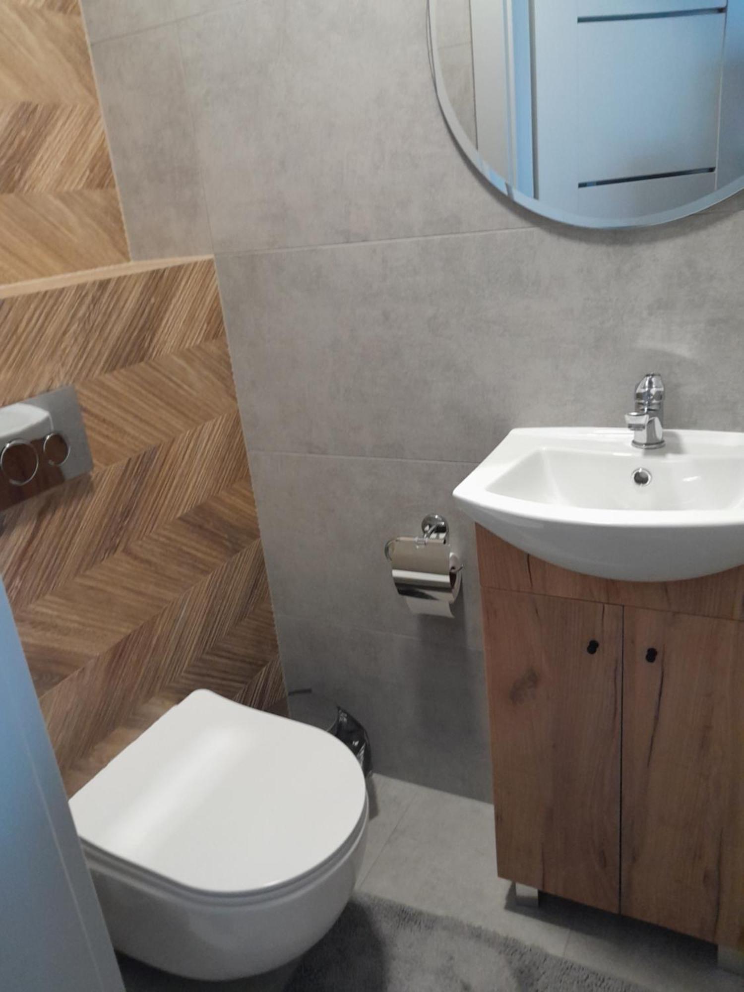 Domek Pod Brzozami Z Jacuzzi ,Grillem I Tarasem Przemyśl Exterior foto